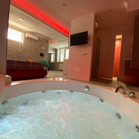 Sweet Home & Wellness Luxury Apartment Неттуно Екстер'єр фото